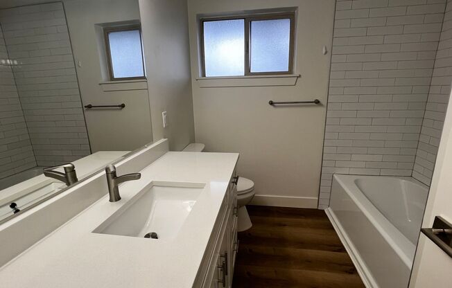 1 bed, 1 bath, 640 sqft, $1,410, Unit 660 S 800 E - 8