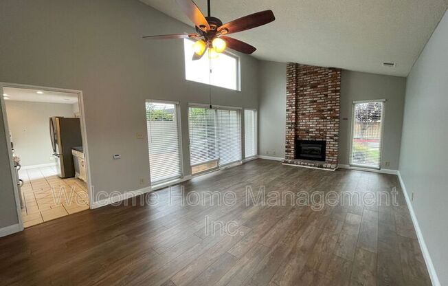 3424 BRITHORN LN