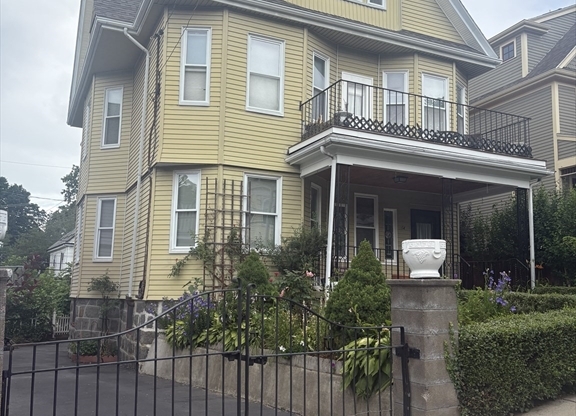 14 FAIRVIEW ST