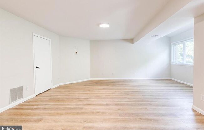 Welcome to contemporary luxury living in this beautifully renovated 2bd 2.5bth penthouse condo
