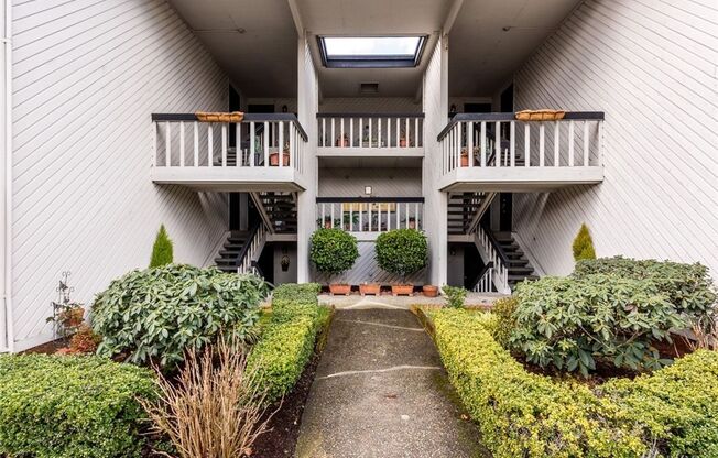 Lakeview Condominiums
