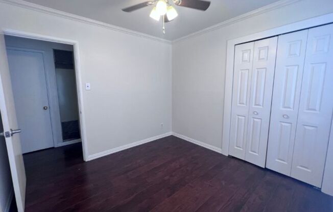 703 E FORMOSA BLVD
