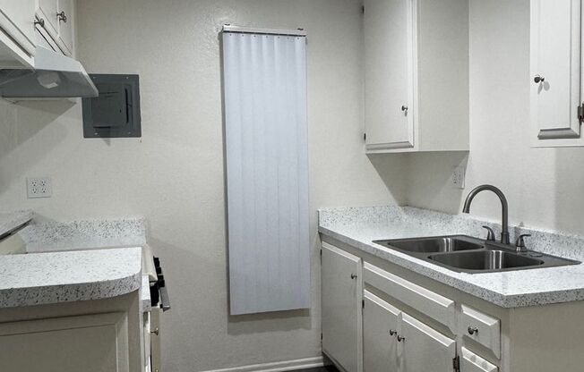 1 bed, 1 bath, 665 sqft, $2,100, Unit 87