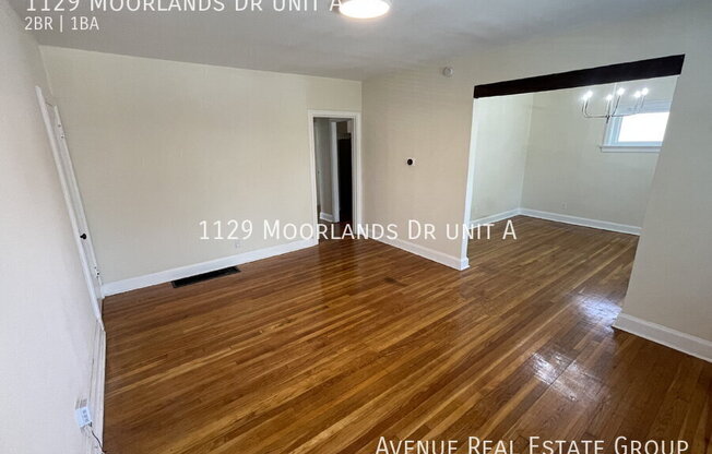 1129 MOORLANDS DR