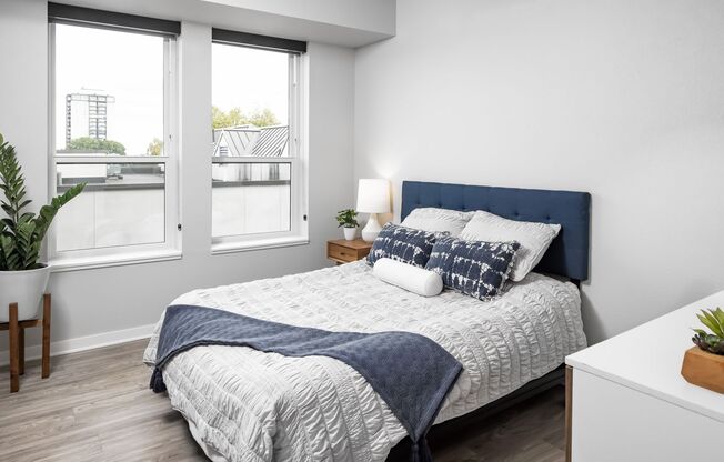 1 bed, 1 bath, 729 sqft, $1,645, Unit 504