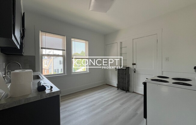 2 LABAN PRATT RD
