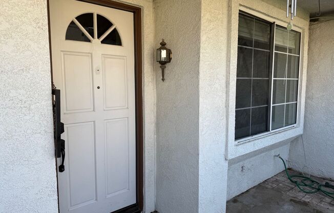 Beautiful Camarillo Townhome