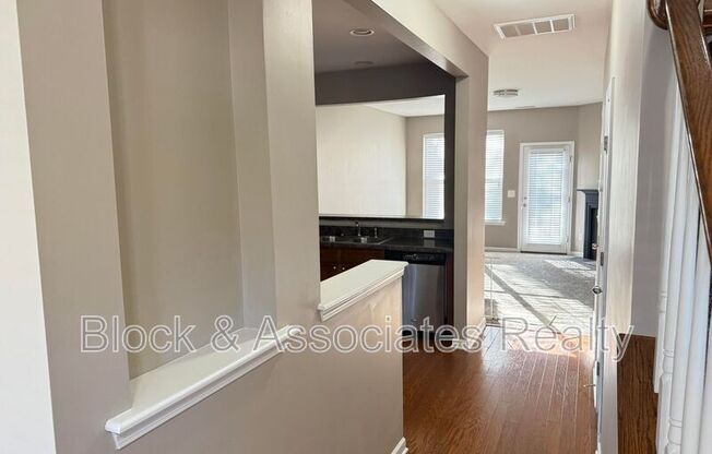 3102 BERKELEY SPG PL