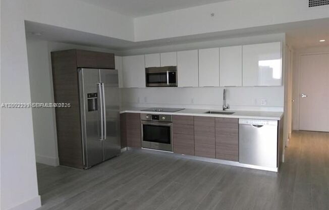 1010 SW 2nd Ave # 1901 (A12002299)