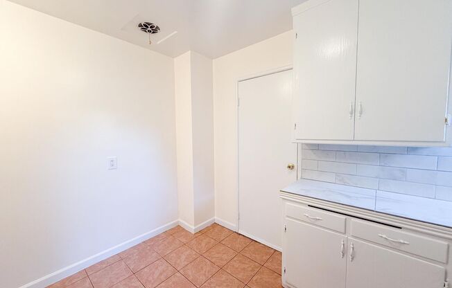 1 bed, 1 bath, 650 sqft, $2,000, Unit 3215