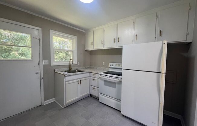 1 bed, 1 bath, $789