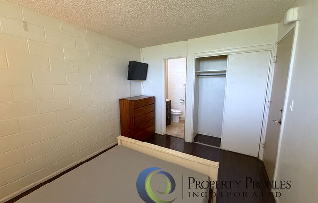 Rare 1 Bedroom Haleiwa Surf Condo - Available Now!