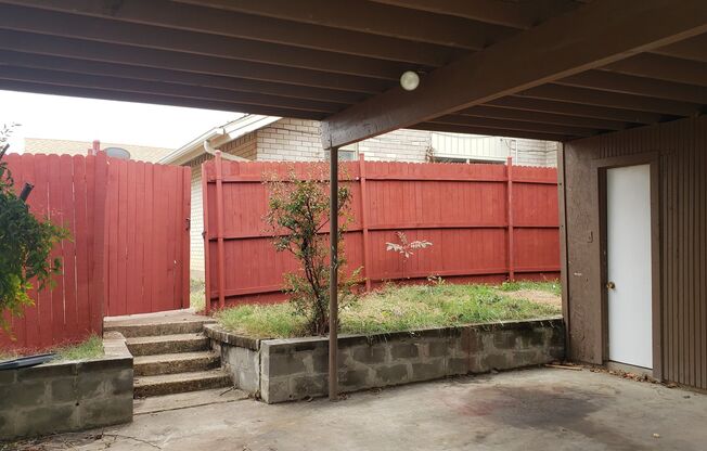 13439-13441 Blossomheath Ln, Dallas, TX 75240