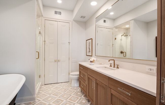 3 beds, 3.5 baths, $10,000, Unit Units 1005-1006
