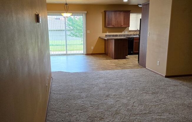 Two bedroom 1 1/2 ba., Townhome