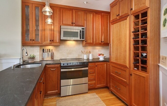 173 BEACON ST