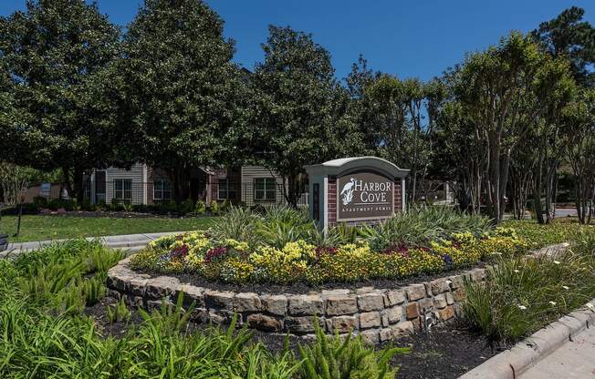 Harbor Cove Apartment Monument Sign