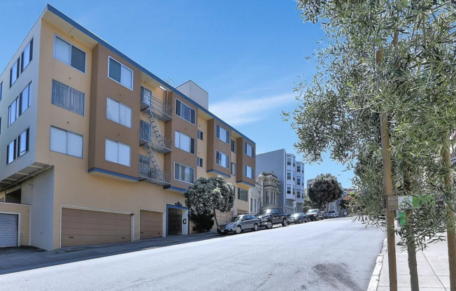 2065 Ellis Street Apartments