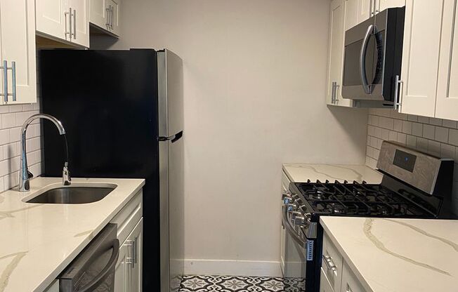 Renovated Studios, 1, & 2 bed apartments!
