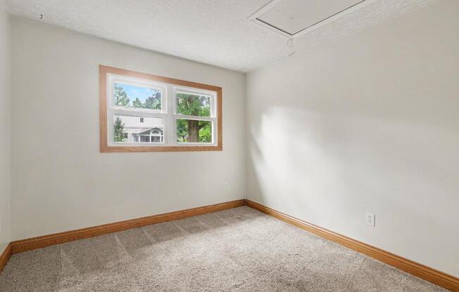 4 beds, 2 baths, 2,078 sqft, $2,495