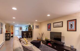 520 RANDOLPH ST NW