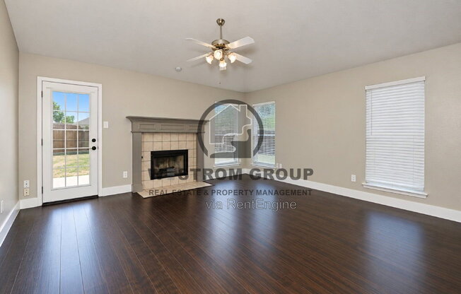 4 beds, 2 baths, 1,863 sqft, $2,345