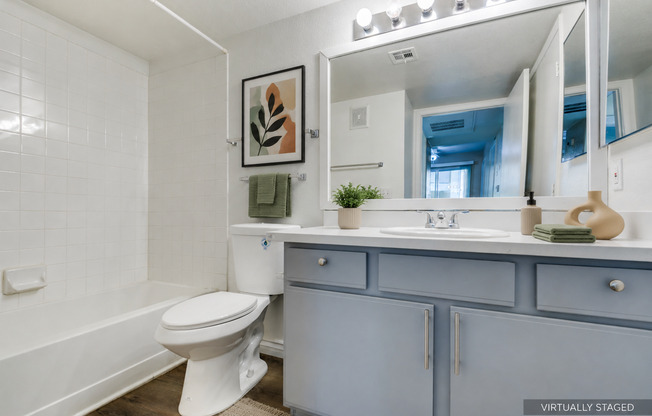 2 beds, 2 baths, $1,395, Unit UNIT 1016