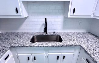 2 beds, 1.5 baths, 1,100 sqft, $1,025, Unit 716-A