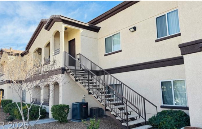 2 beds, 2 baths, $1,745, Unit UNIT 3214