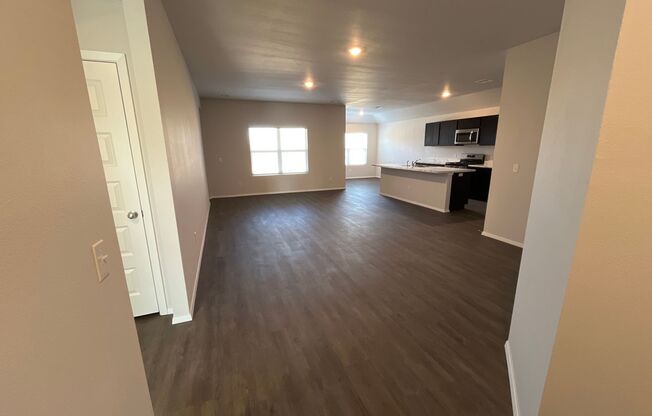 *Pre-leasing* NEWER Three Bedroom | Two Bath Home in Park Place