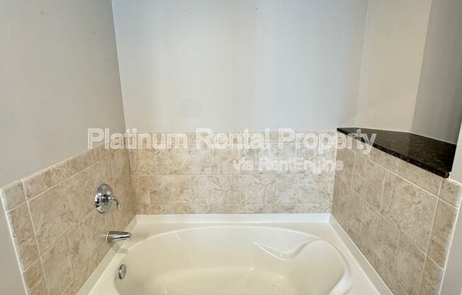 2 beds, 2 baths, 1,204 sqft, $2,899, Unit 1713