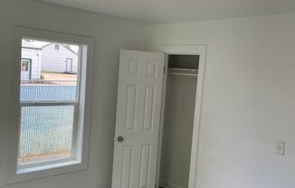 2 beds, 1 bath, $1,395