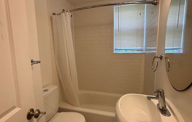 2 beds, 1 bath, 543 sqft, $2,810, Unit 107 Summer #411