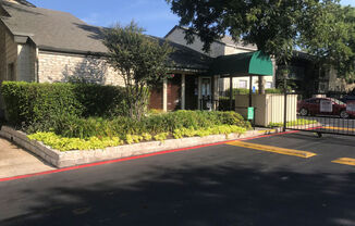 Pebble Creek Apartments