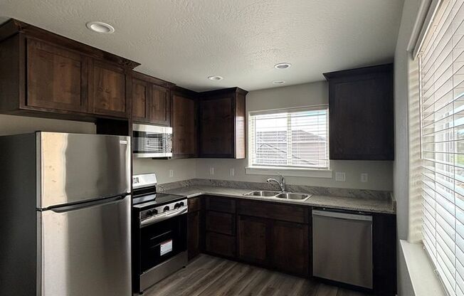 6920-1t - 4734-4736 Gebhard