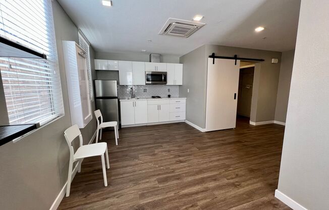 Studio, 1 bath, 378 sqft, $1,895, Unit 435-105