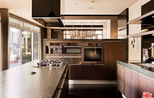 3 beds, 4 baths, 3,670 sqft, $15,000, Unit 2204