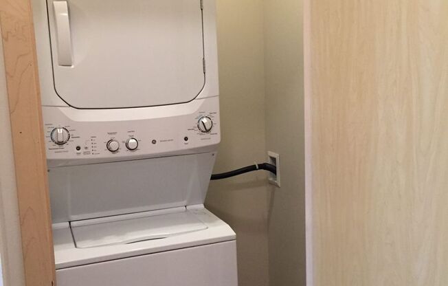 Studio, 1 bath, 515 sqft, $1,520, Unit 902-304