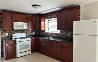 3 beds, 1 bath, $3,643, Unit 1