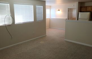 2 beds, 2 baths, $1,050, Unit 01