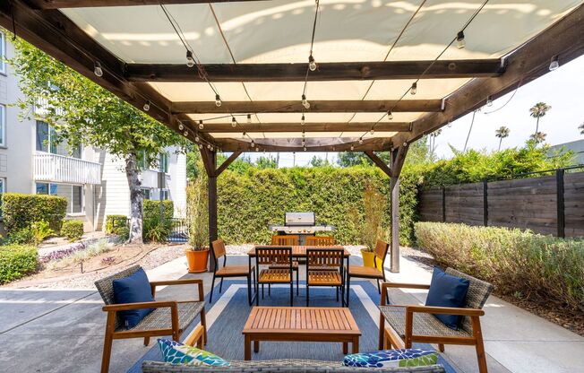 Studio, 1 bath, 400 sqft, $1,750, Unit 303