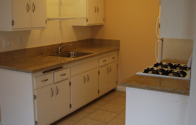 1 bed, 1 bath, $2,195, Unit 137