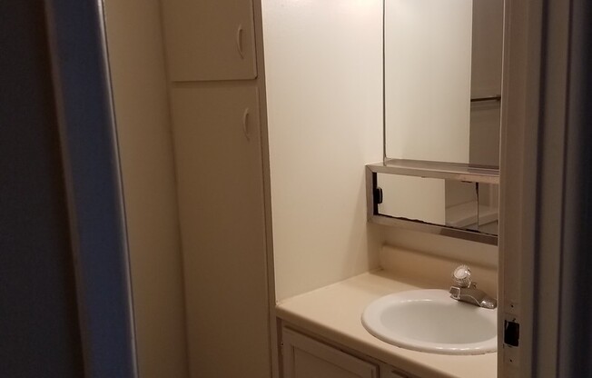 1 bed, 1 bath, 769 sqft, $1,089, Unit 7518-05