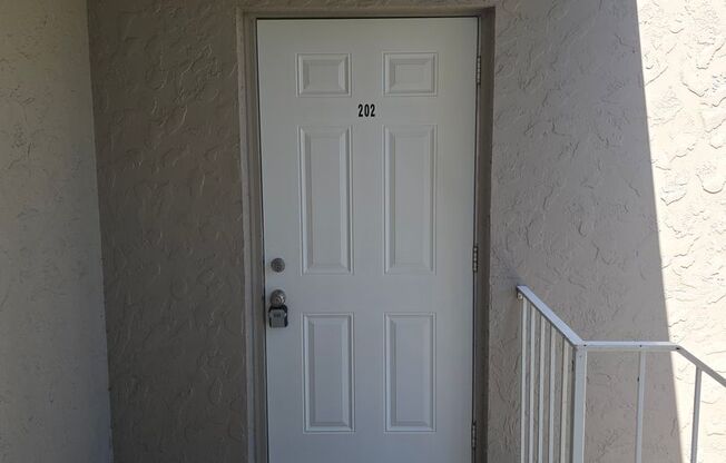 Remodeled 1/1 in Brandon