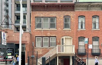 672 ORLEANS