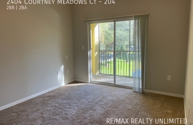 2404 COURTNEY MDWS CT