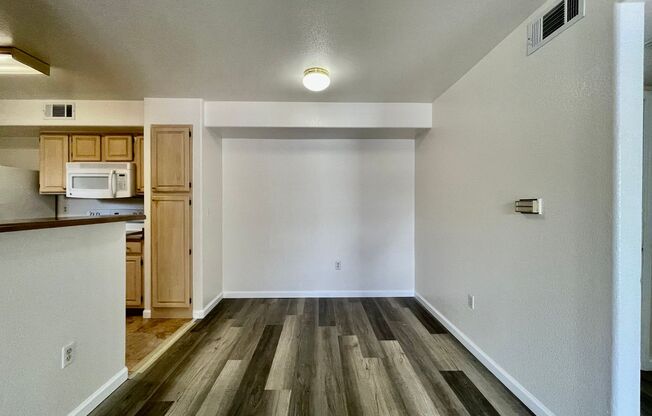 1 bed, 1 bath, $1,250
