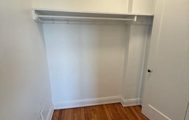 Studio, 1 bath, 301 sqft, $1,350, Unit Wellington 604