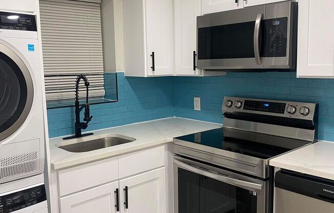 2525 S 5th Street - Ackerman