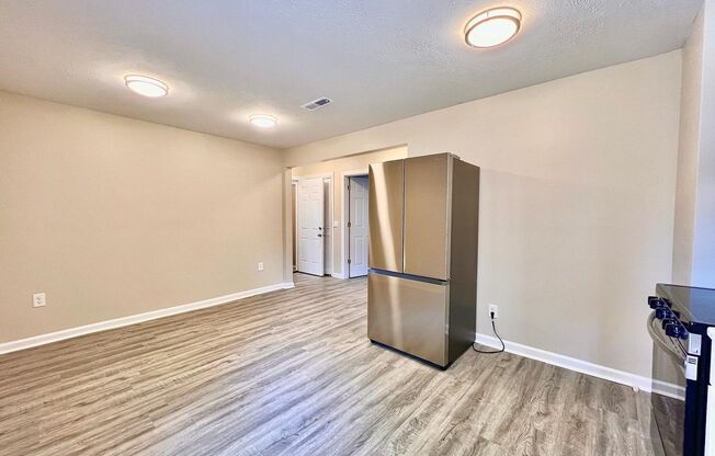 1 bed, 1 bath, $995, Unit APT 5